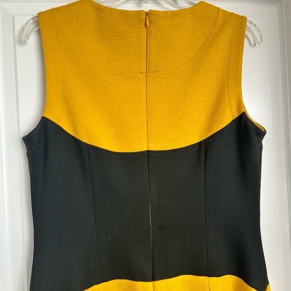 NWOT Women’s Yellow Black Sleeveless Buchanan Kang Dress - Sz 12 - Picture 4 of 16